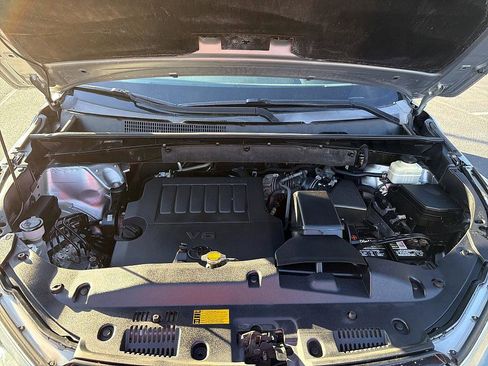 Used 2015 Toyota Highlander XLE image 30