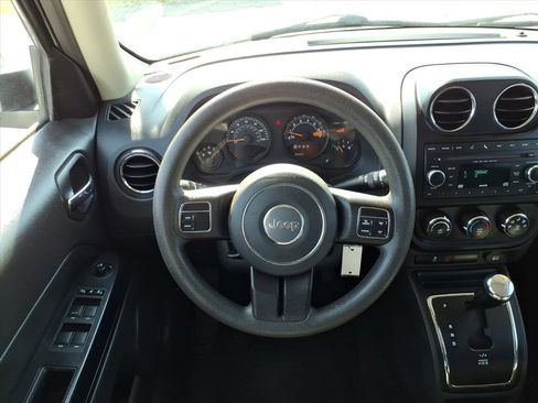 Used 2017 Jeep Patriot Sport w/ Power Value Group image 10