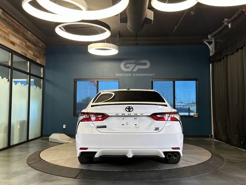 Used 2021 Toyota Camry SE w/ Convenience Package AWD/4WD image 4
