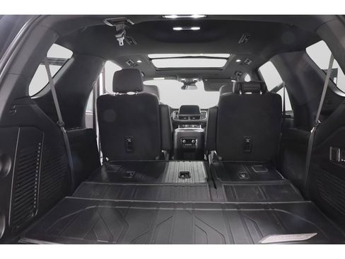 Used 2024 Chevrolet Tahoe RST w/ Sport Performance Package AWD/4WD image 32