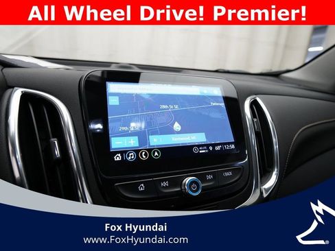 Used 2023 Chevrolet Equinox Premier image 6