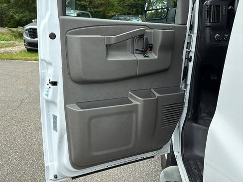 Used 2023 Chevrolet Express 2500 Work Van w/ Driver Convenience Package image 12