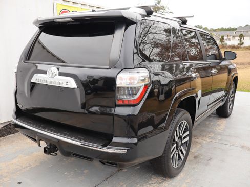 Used 2019 Toyota 4Runner Limited image 10