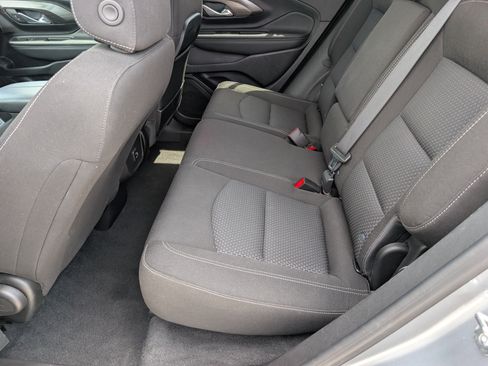Used 2024 GMC Terrain SLE AWD/4WD image 27