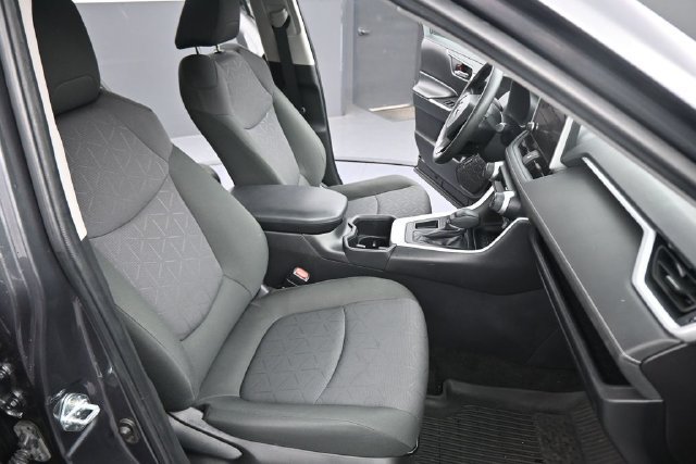 Certified 2024 Toyota RAV4 XLE FWD image 14