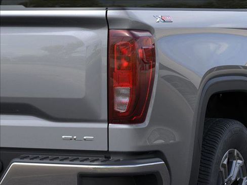 New 2026 GMC Sierra 1500 SLE AWD/4WD image 11