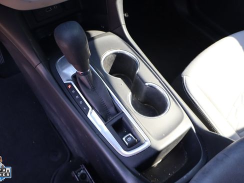 Used 2020 Chevrolet Equinox LT FWD image 19