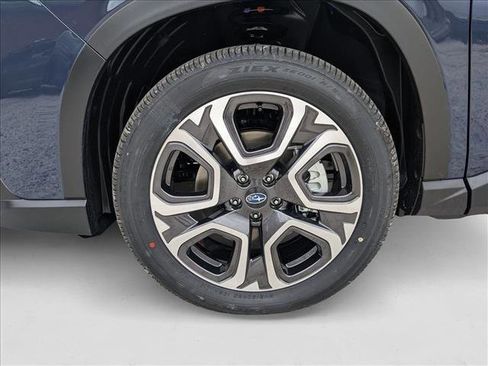 New 2025 Subaru Ascent Touring image 9