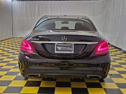 Used 2019 Mercedes-Benz C 300 C 300 image 4