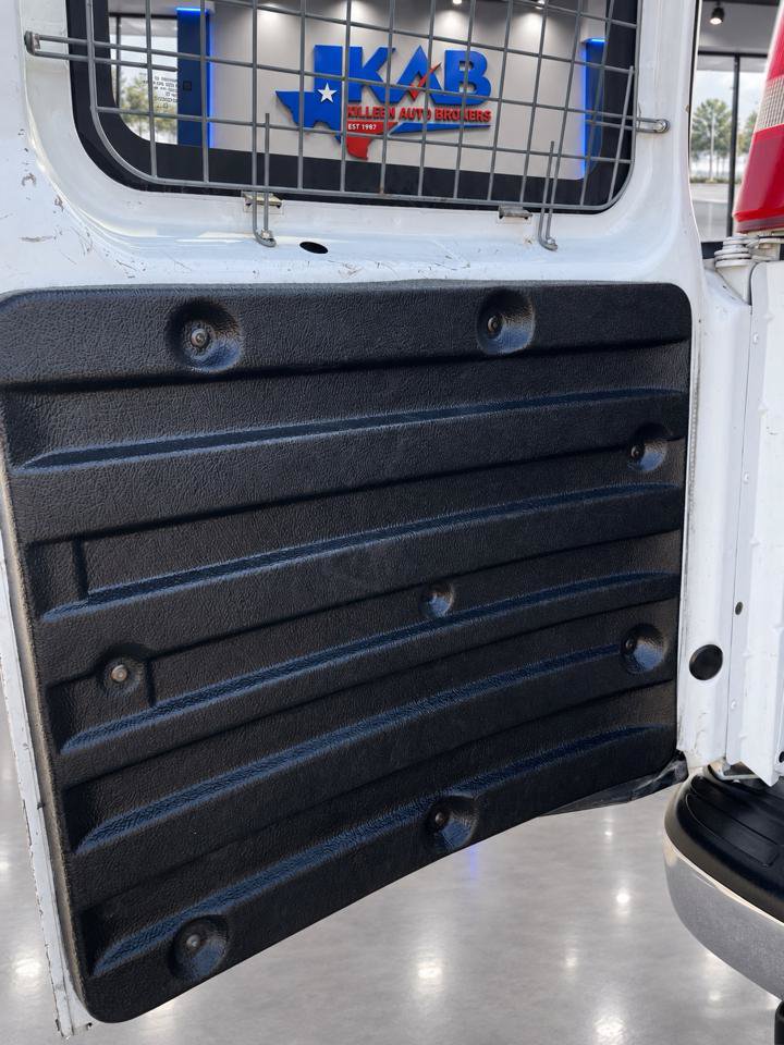 Used 2014 GMC Savana 2500 RWD image 15
