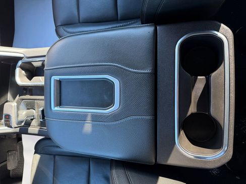 Used 2022 GMC Sierra 1500 Denali image 24