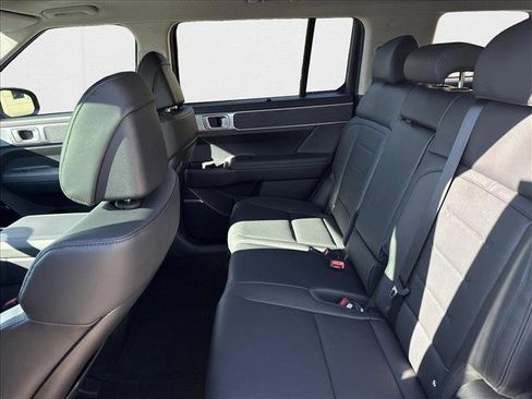 New 2025 Hyundai Santa Fe Limited image 16