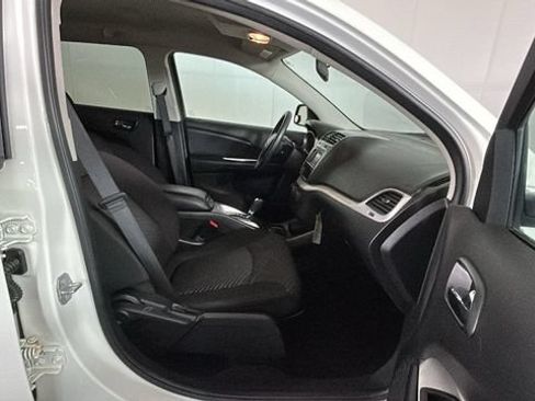 Used 2014 Dodge Journey SXT AWD/4WD image 30