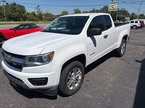 Used 2016 Chevrolet Colorado W/T AWD/4WD image 7