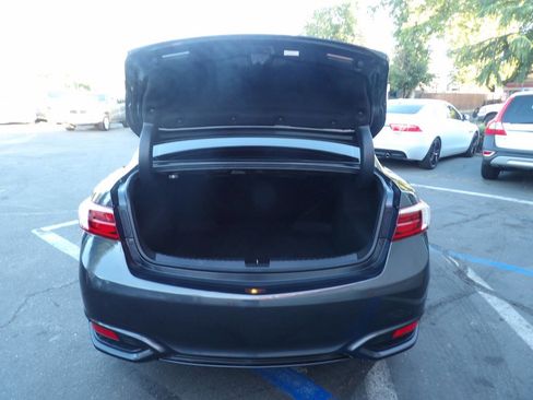 Used 2016 Acura ILX FWD image 12
