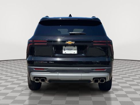 Used 2026 Chevrolet Traverse LT AWD/4WD image 6