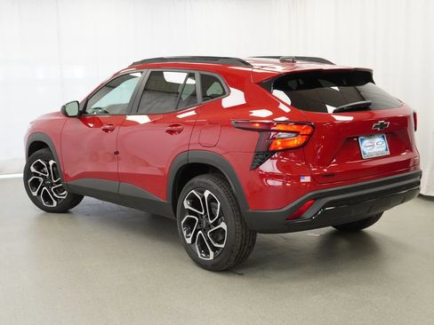 New 2026 Chevrolet Trax RS w/ Driver Confidence Package FWD image 4