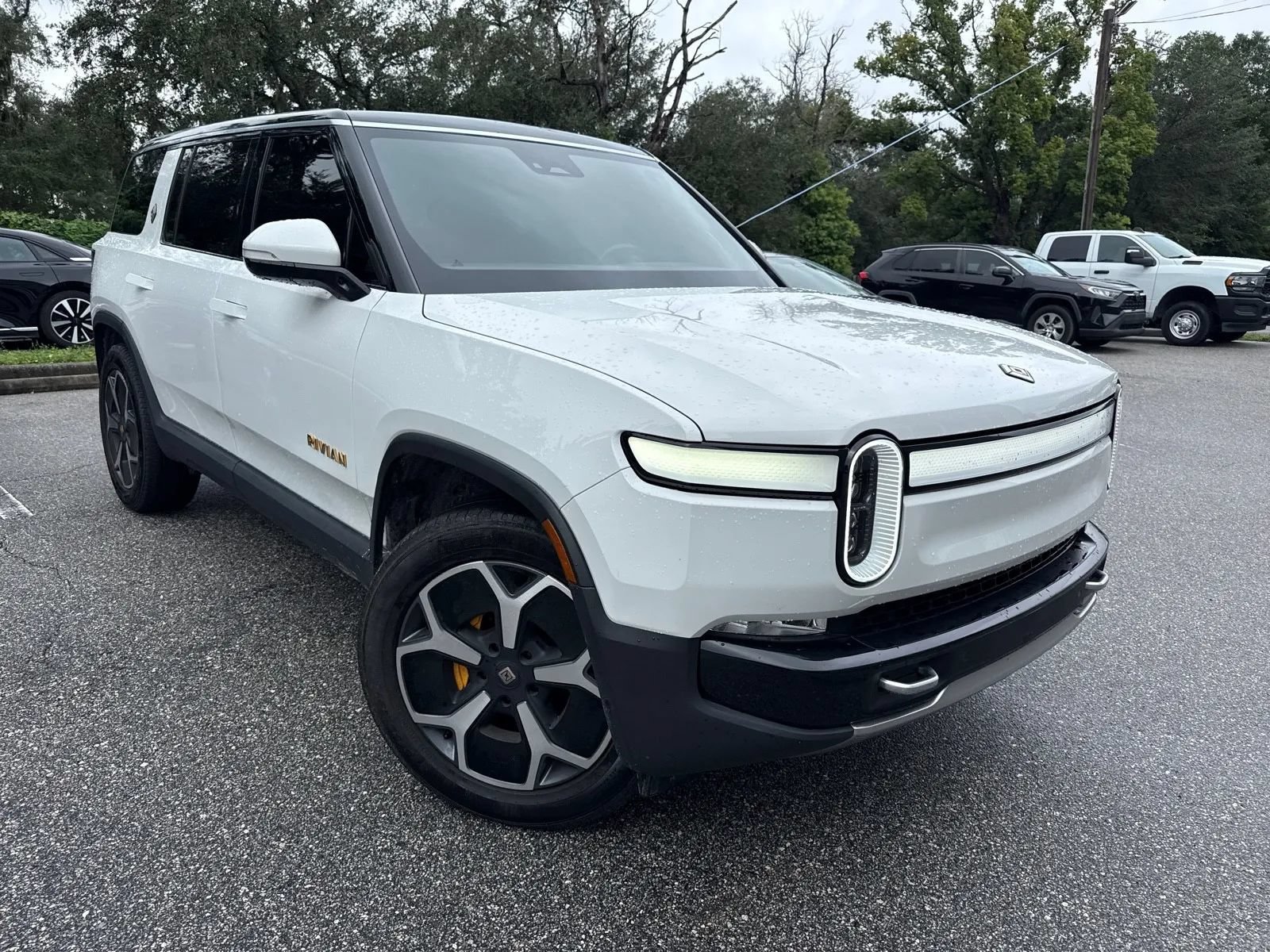 Used 2024 Rivian R1S Adventure Quad AWD/4WD image 5