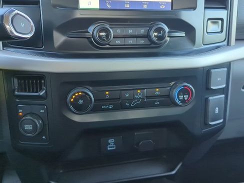Used 2023 Ford F150 XLT image 8
