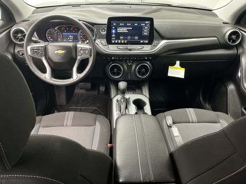 Certified 2024 Chevrolet Blazer LT w/ Convenience Package image 4