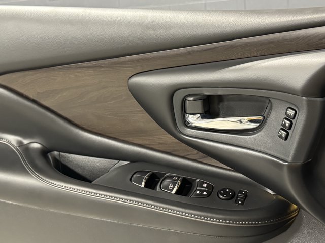 Used 2020 Nissan Murano Platinum AWD/4WD image 7