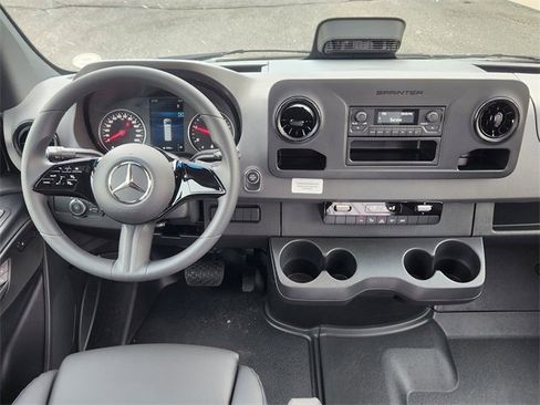 New 2025 Mercedes-Benz Sprinter 2500 image 14