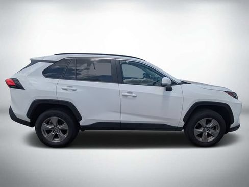Used 2025 Toyota RAV4 XLE AWD/4WD image 3