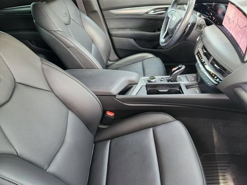 Used 2026 Cadillac CT5 Premium Luxury RWD image 14