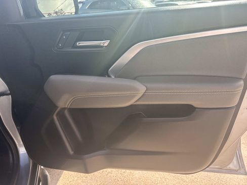 Used 2024 Chevrolet Colorado ZR2 w/ Technology Package image 13