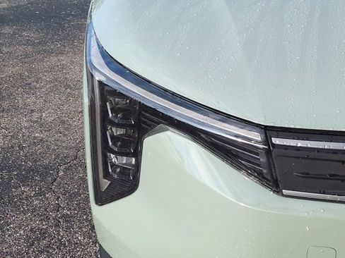 Used 2025 Kia K4 FWD image 9