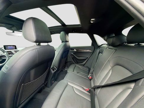 Used 2017 Audi Q3 2.0T Premium Plus w/ Premium Plus Package image 24