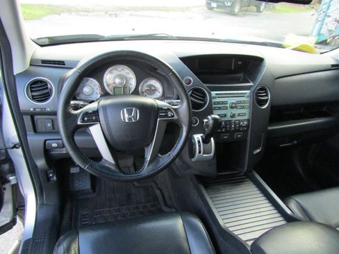 Used 2011 Honda Pilot EX-L image 9