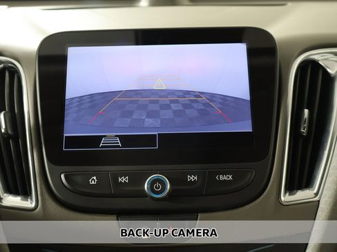 Used 2021 Chevrolet Malibu LT image 5