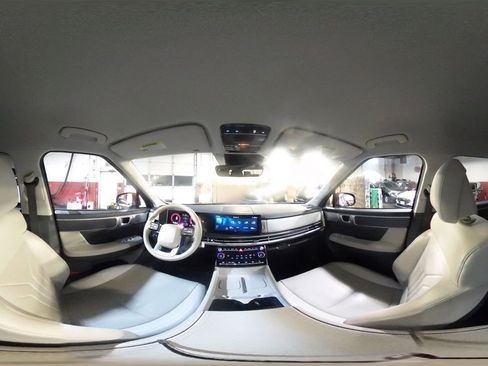 Used 2025 Hyundai Santa Fe SEL image 42