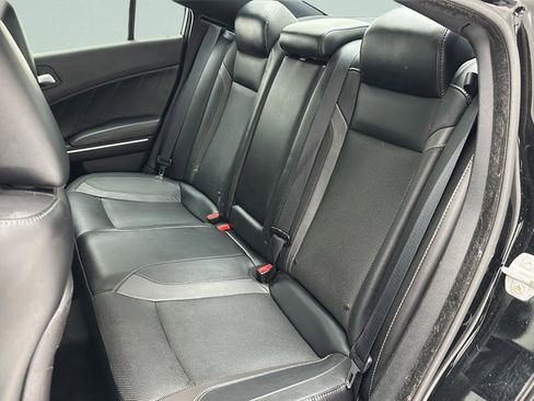 Used 2015 Dodge Charger SXT w/ AWD Plus Group image 11