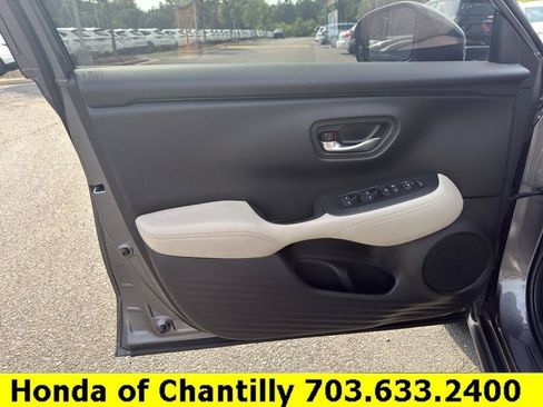Certified 2024 Honda HR-V LX image 21