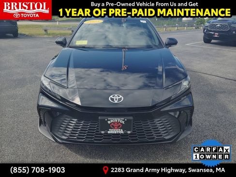 Used 2025 Toyota Camry SE FWD image 2