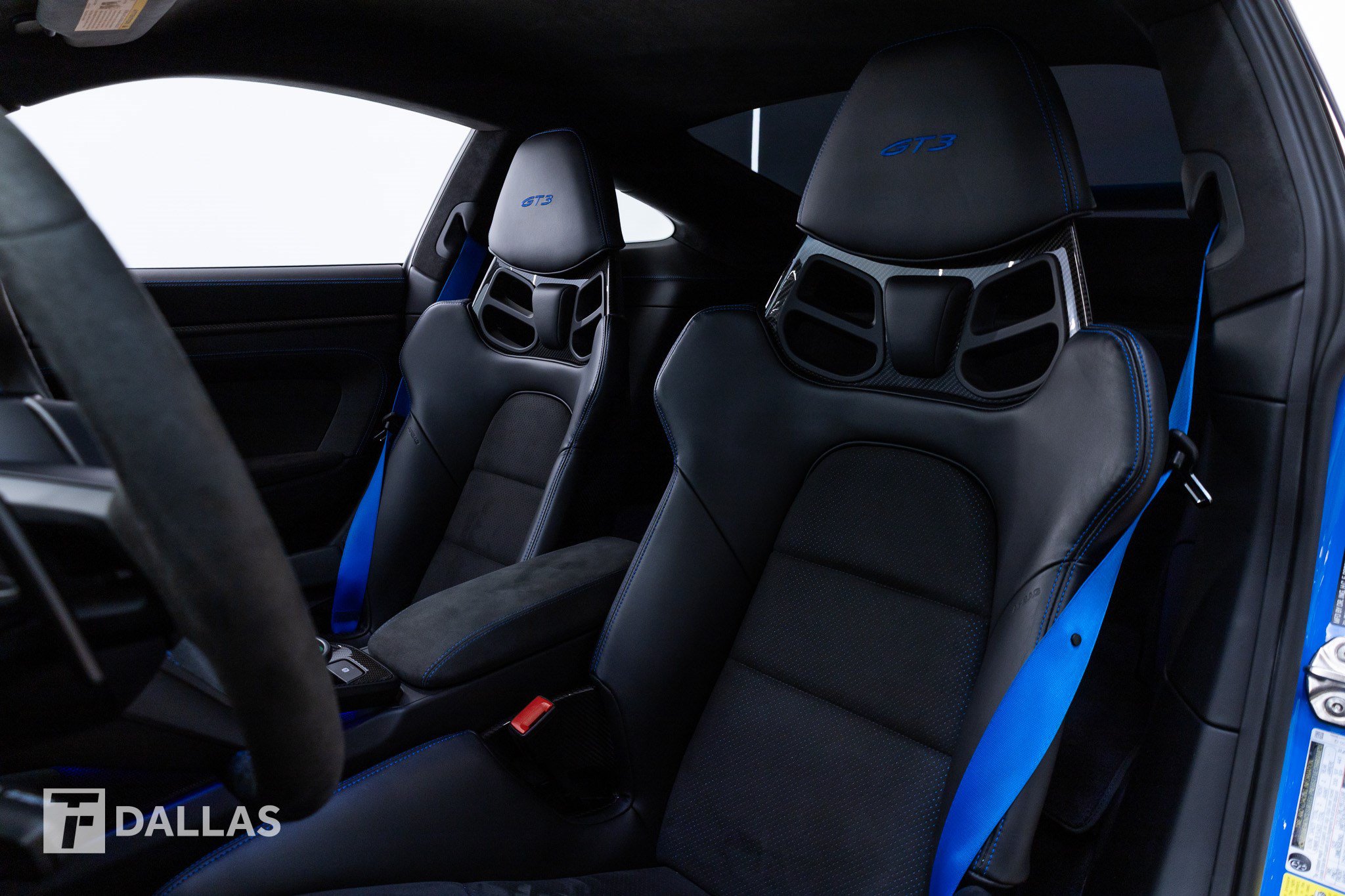 Used 2022 Porsche 911 GT3 RWD image 3