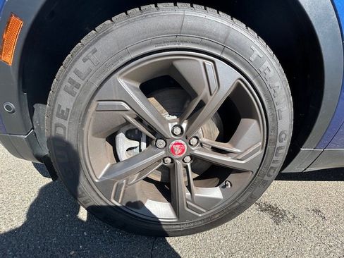 Certified 2021 Jaguar E-PACE SE image 9