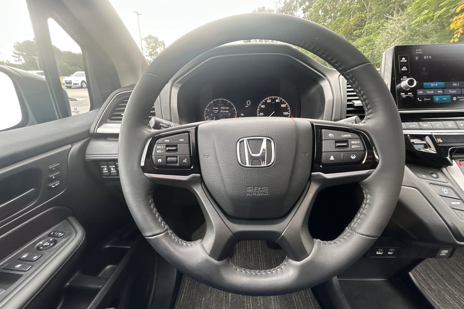 Used 2025 Honda Odyssey EX-L image 24