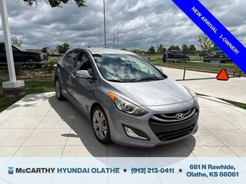 Used 2014 Hyundai Elantra GT w/ Option Group 02 FWD image 1