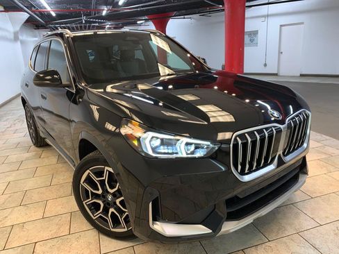 Used 2025 BMW X1 xDrive28i w/ Convenience Package AWD/4WD image 4