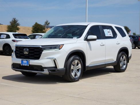 New 2025 Honda Pilot EX-L image 2