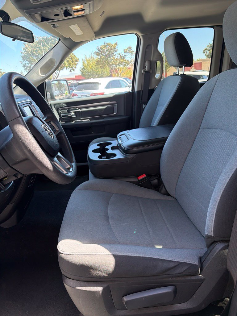 Used 2024 RAM 1500 Classic SLT AWD/4WD image 7