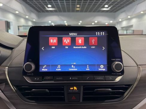 Used 2025 Nissan Altima 2.5 SV FWD image 20