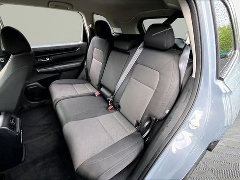 Used 2025 Honda CR-V LX image 18