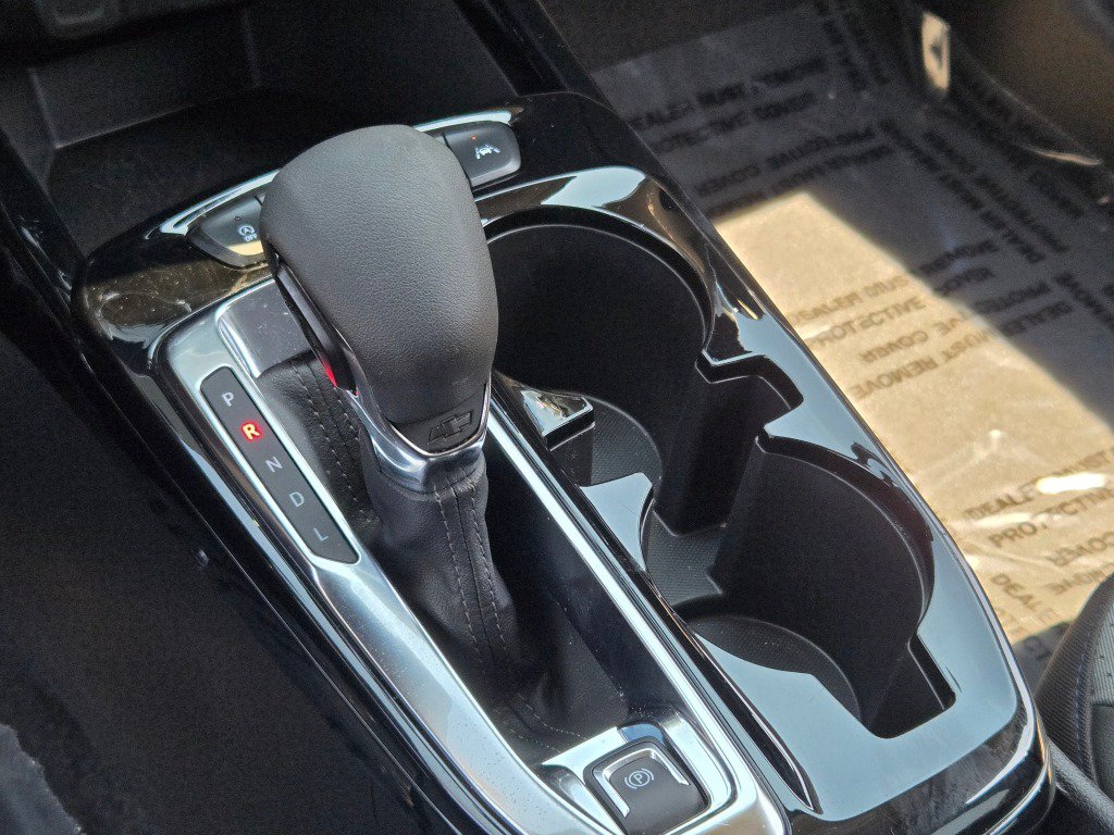 Certified 2025 Chevrolet Trax LT FWD image 27