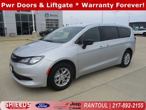 New 2026 Chrysler Voyager LX FWD image 1