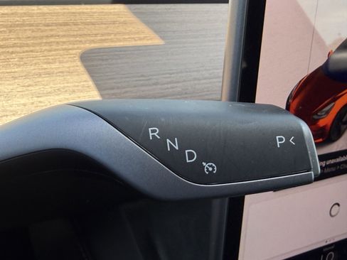 Used 2022 Tesla Model 3 Long Range AWD/4WD image 26