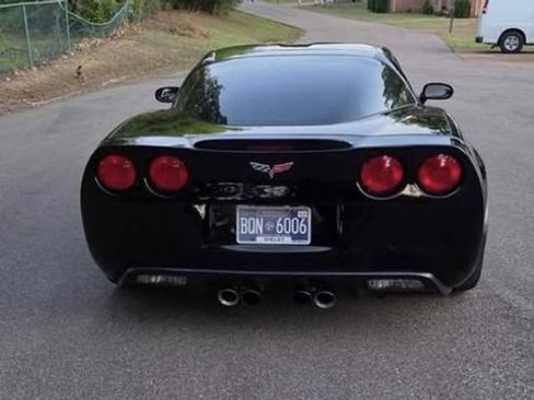 Used 2013 Chevrolet Corvette Grand Sport w/ 3LT Preferred Equipment Group RWD image 2